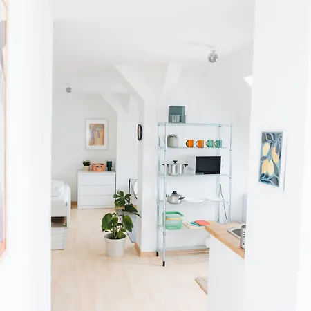 Apartment Raum Life - Urbanes Refugium Mit Parkplatz