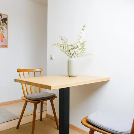 Apartment Raum Life - Urbanes Refugium Mit Parkplatz Straubing